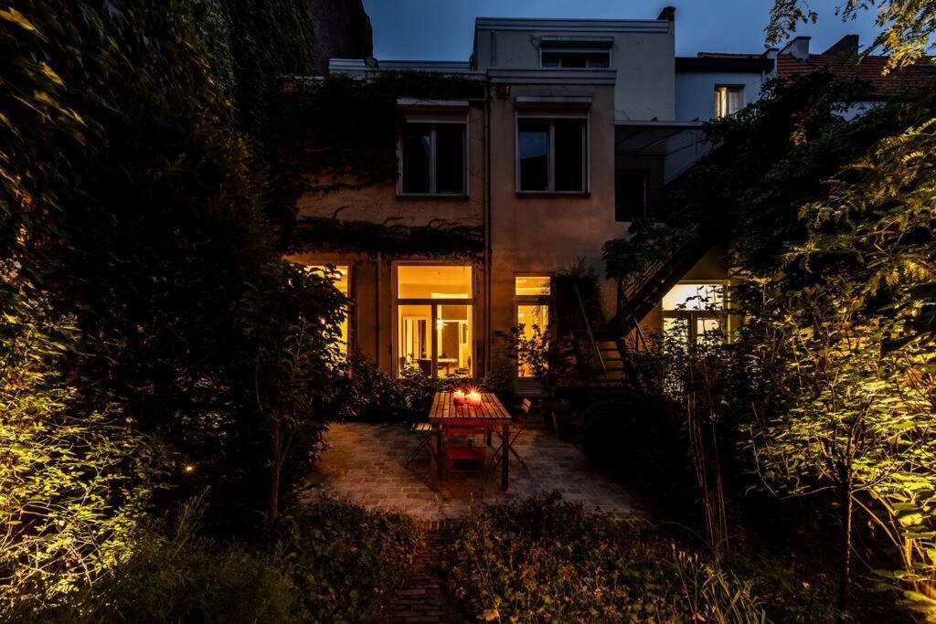 Вилла Carriage House In Quiet Ecological Garden Антверпен Экстерьер фото